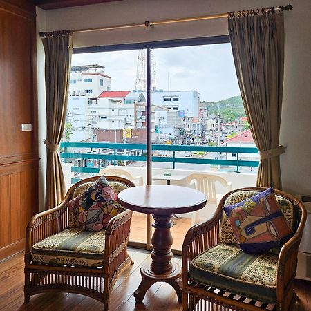Sirin Hotel Hua Hin Bagian luar foto